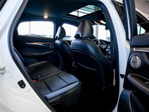 Used 2022 INFINITI QX55 Essential w/ Proassist Package image 22