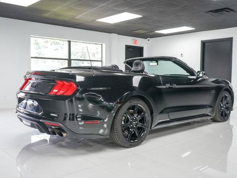 Used 2019 Ford Mustang GT Premium w/ Black Accent Package RWD image 5