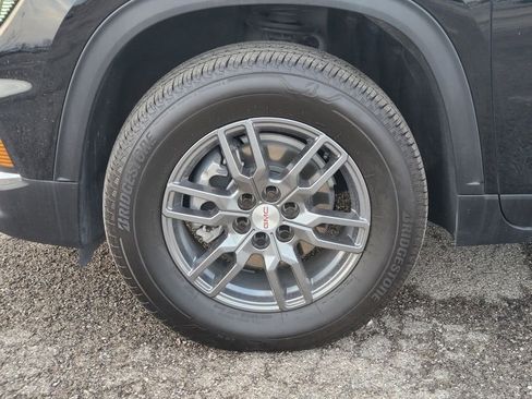 Used 2025 GMC Acadia Elevation FWD image 13