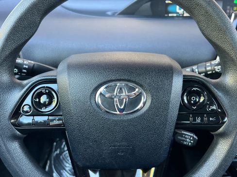 Used 2022 Toyota Prius LE FWD image 24