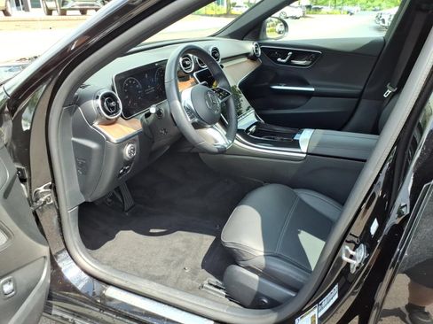Certified 2025 Mercedes-Benz C 300 4MATIC Sedan image 11