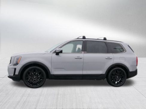 Used 2022 Kia Telluride EX w/ EX Premium Package image 6