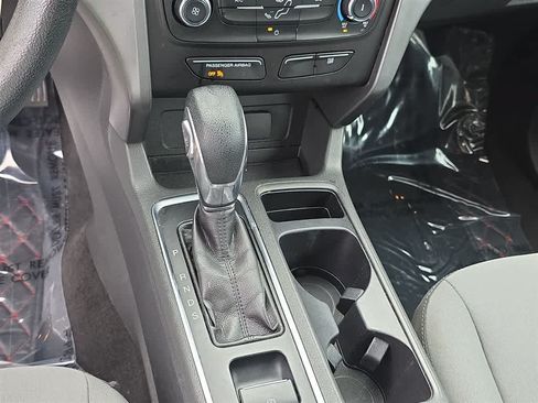 Used 2018 Ford Escape S FWD image 23