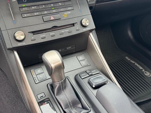 Used 2016 Lexus IS 200t w/ Navigation System Package image 22