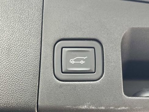 Used 2023 Cadillac XT5 Premium Luxury w/ LPO, Floor Liner Package AWD/4WD image 14