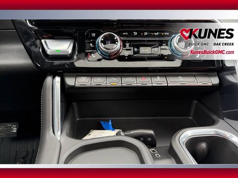 New 2026 GMC Sierra 3500 Denali Ultimate image 15