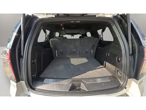 Used 2023 Chevrolet Suburban RST w/ Max Trailering Package image 31