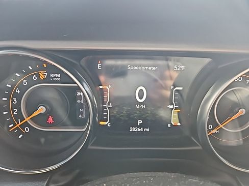 Used 2023 Jeep Gladiator Sport image 19