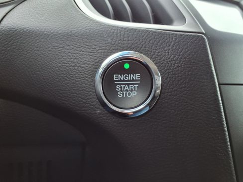 Used 2018 Ford Edge SEL w/ Equipment Group 201A image 24