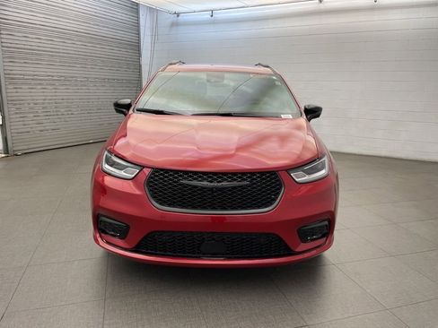 New 2026 Chrysler Pacifica Select image 6