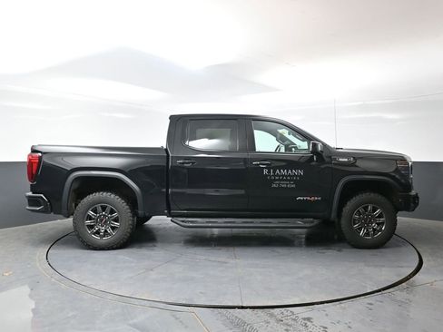 Used 2024 GMC Sierra 1500 AT4X AWD/4WD image 4