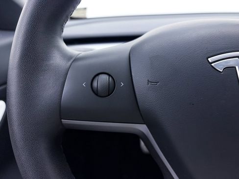 Used 2020 Tesla Model 3 Performance image 25