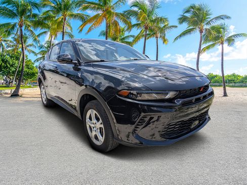 Used 2024 Dodge Hornet GT AWD/4WD image 1