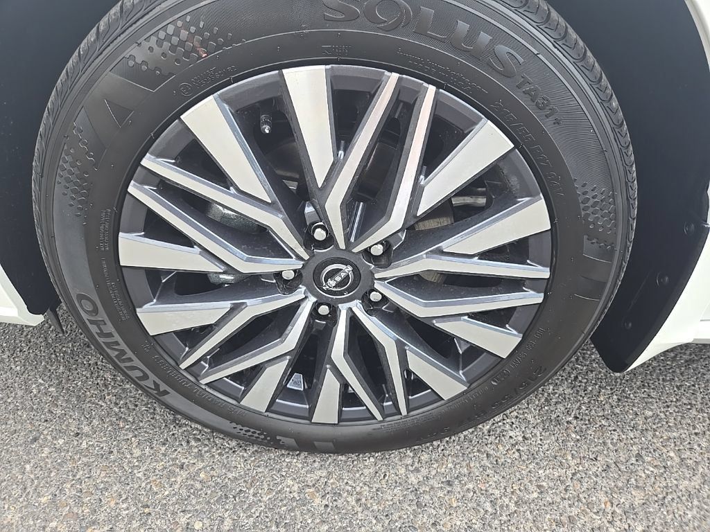 New 2026 Nissan Altima 2.5 SV AWD/4WD image 37