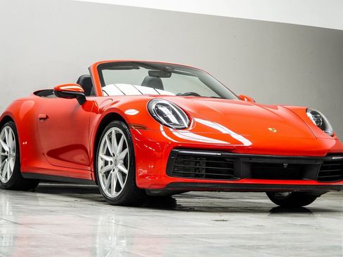 Used 2022 Porsche 911 Carrera w/ Premium Package image 9