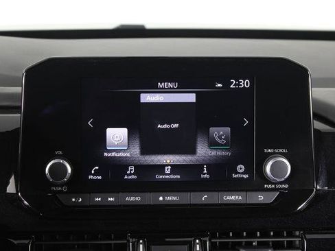 Certified 2025 Nissan Pathfinder SV FWD image 9