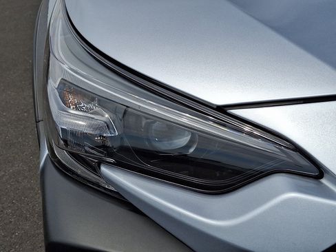 Certified 2025 Subaru Outback Limited image 9