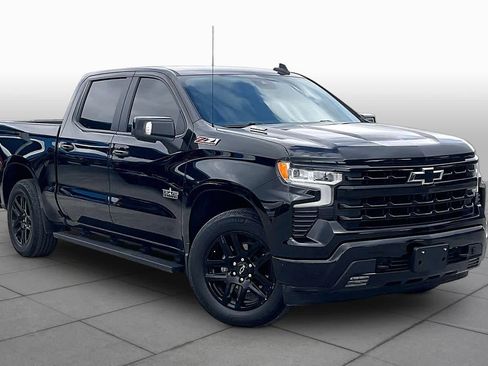 Used 2023 Chevrolet Silverado 1500 RST AWD/4WD image 3