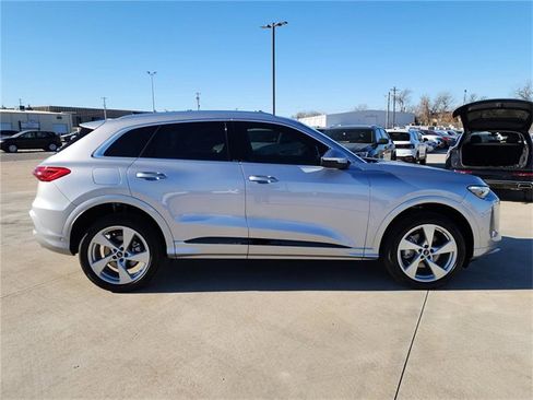 New 2025 Audi Q5 Premium Plus image 8