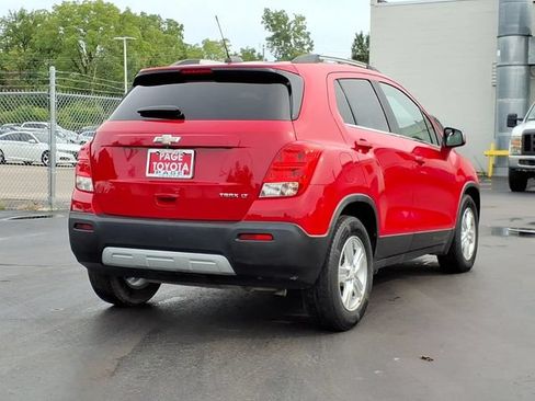 Used 2015 Chevrolet Trax LT w/ LT Sun and Sound Package FWD image 4