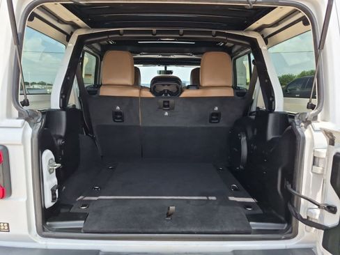 Used 2021 Jeep Wrangler Unlimited Rubicon AWD/4WD image 25