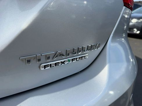 Used 2013 Ford Focus Titanium w/ Titanium Handling Pkg FWD image 6