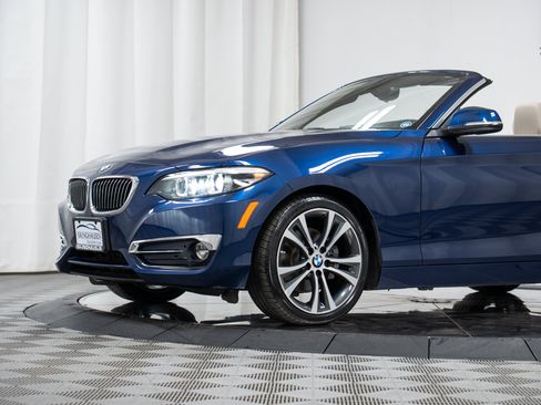 Used 2018 BMW 230i xDrive Convertible AWD/4WD image 25
