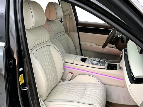 Used 2023 Genesis G90 3.5T image 10