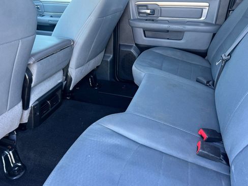 Used 2018 RAM 1500 Classic SLT AWD/4WD image 9