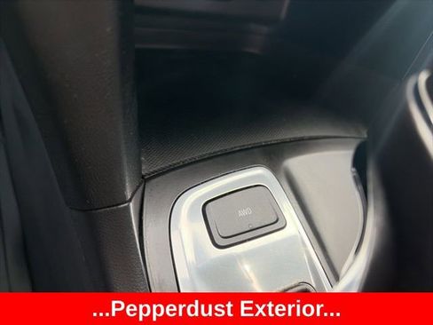 Used 2019 Chevrolet Equinox LT image 15