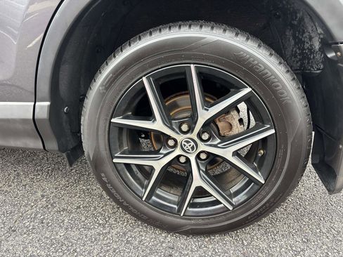 Certified 2016 Toyota RAV4 SE image 7