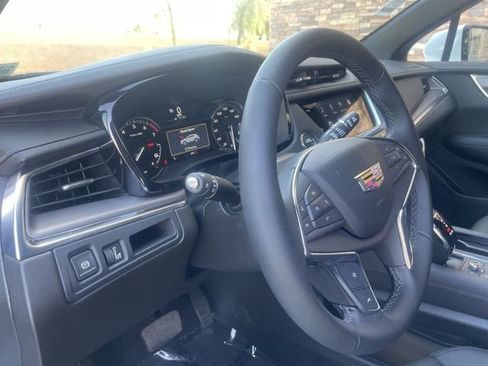 New 2026 Cadillac XT5 Luxury FWD image 10