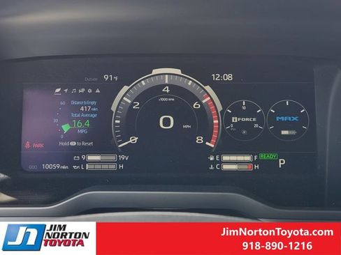 Used 2025 Toyota Tundra Limited w/ TRD Off-Road Package AWD/4WD image 17