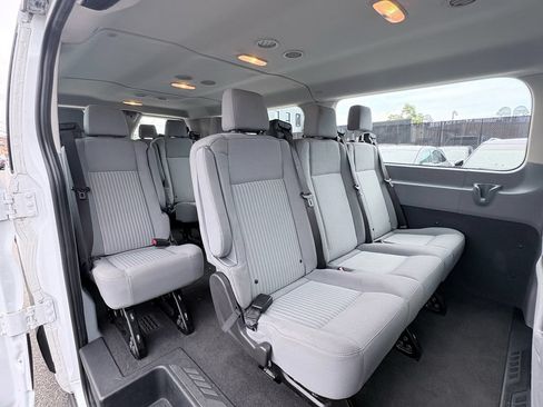 Used 2019 Ford Transit 350 XLT RWD image 27