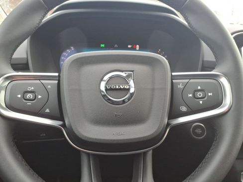 New 2026 Volvo XC40 B5 Plus w/ Protection Package Premier AWD/4WD image 10