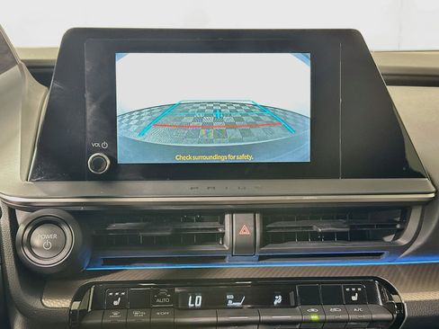 Used 2023 Toyota Prius XLE FWD image 25