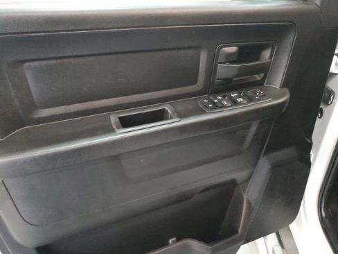 Used 2019 RAM 1500 Express w/ Express Value Package AWD/4WD image 11