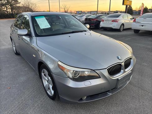 Used 2007 BMW 530xi Sedan image 3