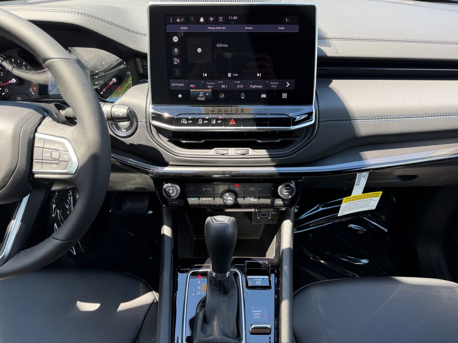 New 2026 Jeep Compass Latitude AWD/4WD image 14
