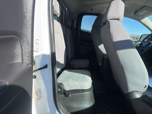 Used 2018 Chevrolet Colorado W/T w/ WT Convenience Package image 17