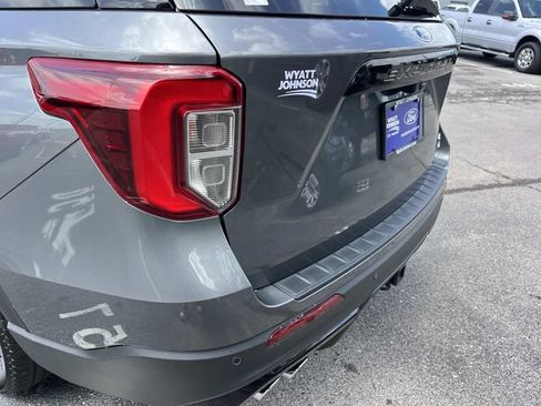 Used 2024 Ford Explorer ST AWD/4WD image 12