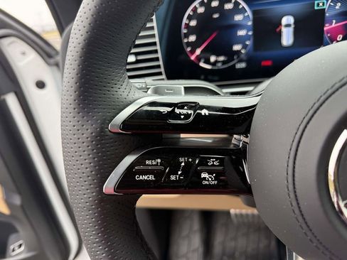 Certified 2026 Mercedes-Benz GLS 580 4MATIC image 18