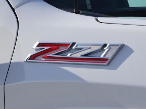 Used 2025 Chevrolet Silverado 1500 LT Trail Boss w/ LT Trail Boss Premium Package image 8