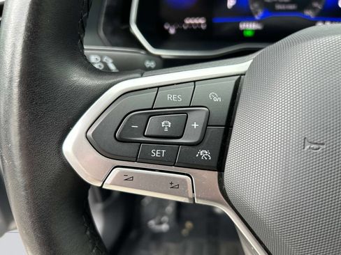 Used 2024 Volkswagen Jetta SE FWD image 17