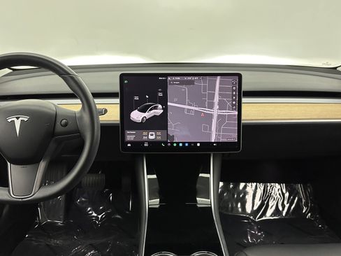 Used 2019 Tesla Model 3 Long Range image 28
