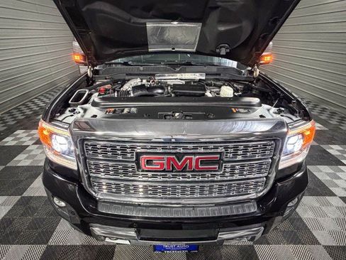 Used 2019 GMC Sierra 2500 Denali w/ Duramax Plus Package image 38