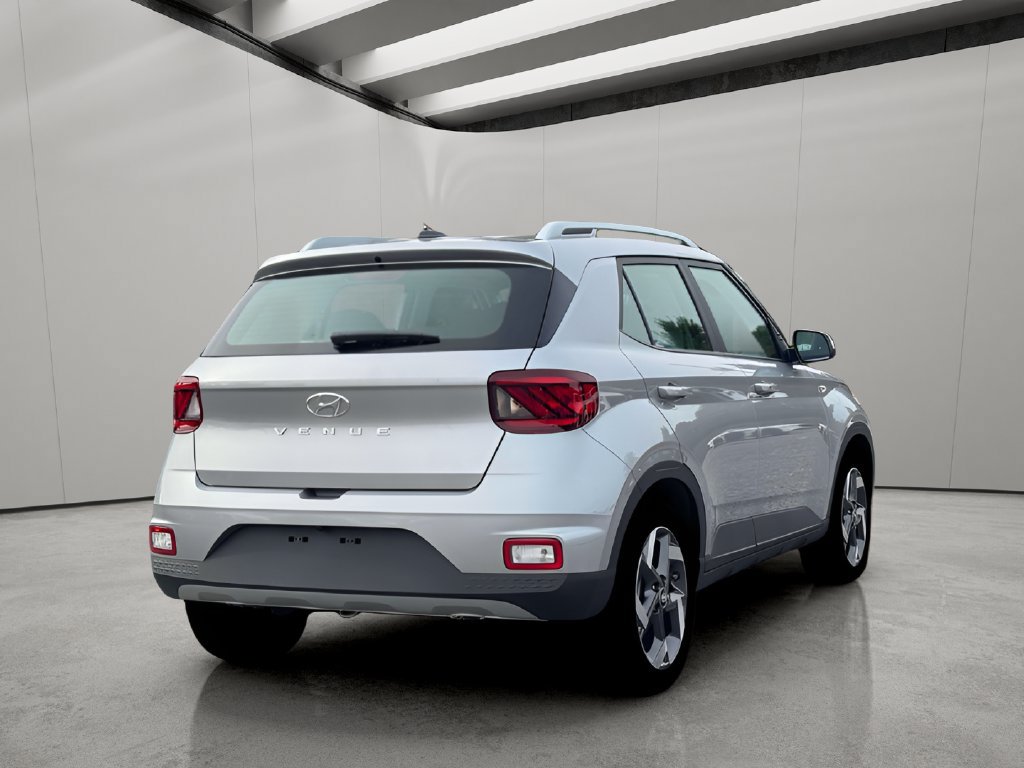 Certified 2026 Hyundai Venue SEL FWD image 6