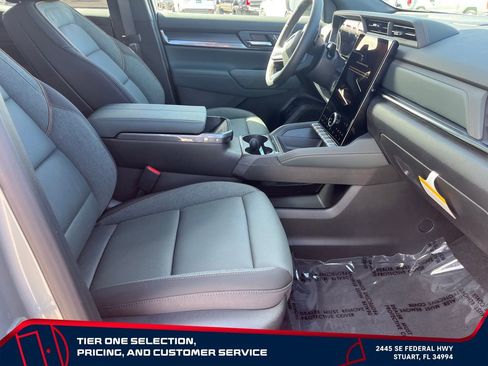 New 2026 GMC Terrain AT4 w/ Convenience Package III AWD/4WD image 19