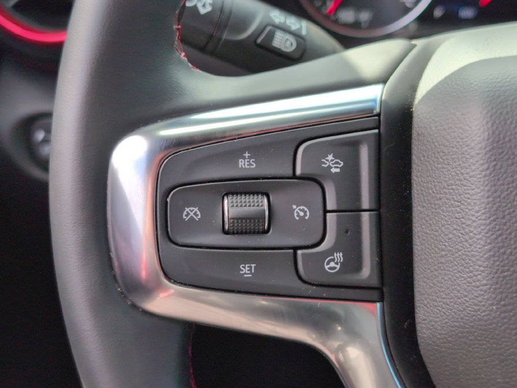 Used 2025 Chevrolet Blazer RS AWD/4WD image 21