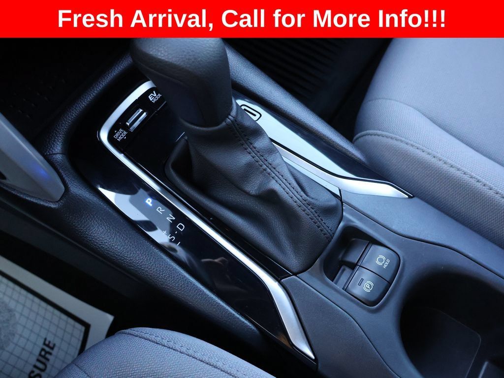 Used 2024 Toyota Corolla Cross AWD Hybrid image 22